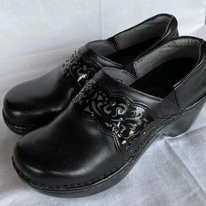 Ariat Black Tambour Slip-On Dress Shoes/Clogs, Sz 7.5/38, Like new